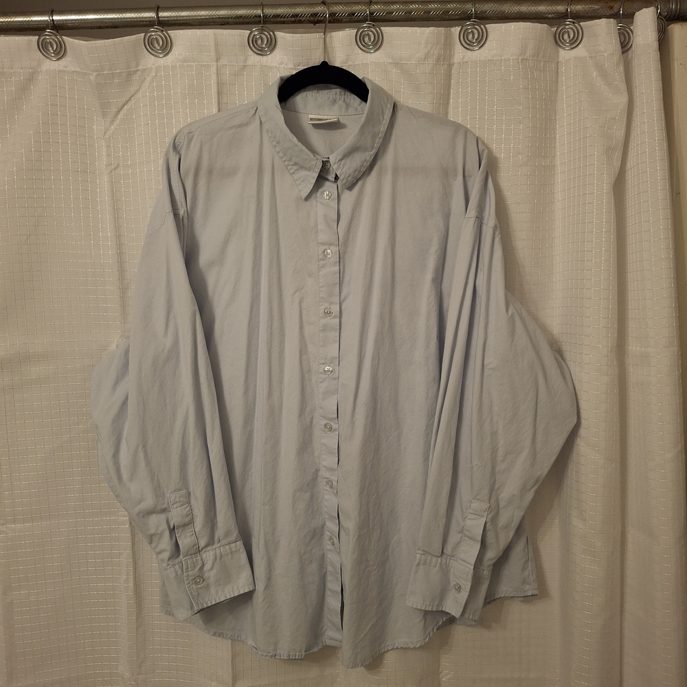 32 Degrees Women's Soft Blue Button-Down Shirt